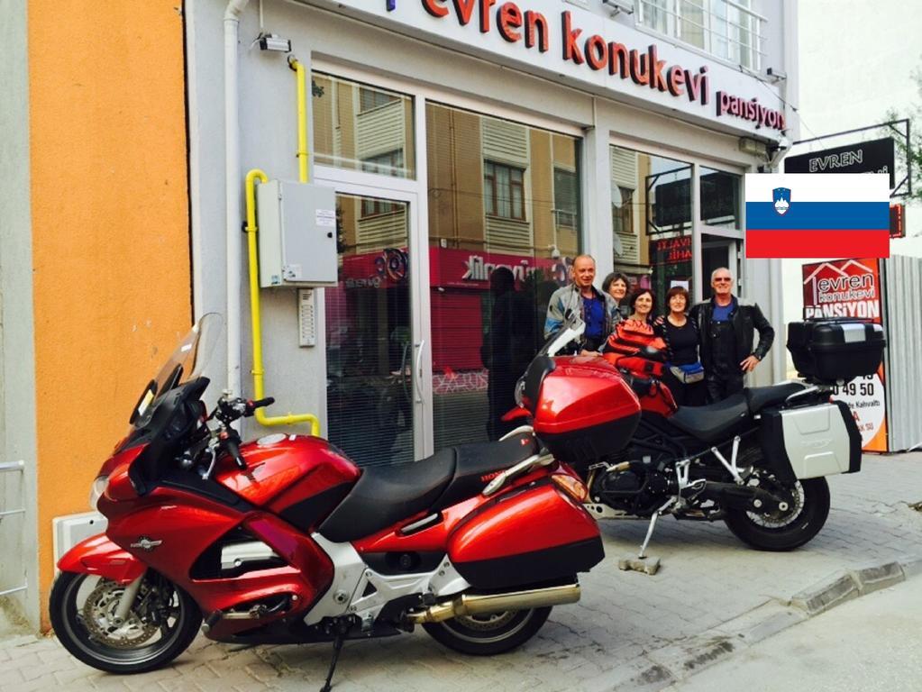 Evren Konukevi Pansiyon Bolu Esterno foto